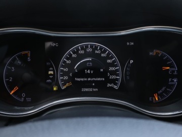 Jeep Grand Cherokee IV Terenowy Facelifting 3.0 V6 CRD 250KM 2013 Jeep Grand Cherokee 3.0 CRD, Salon Polska, 246 KM, zdjęcie 10