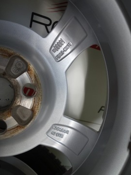 KOLA TOYOTA AYGO PZ4L2-90670 FALKEN 165/60/15