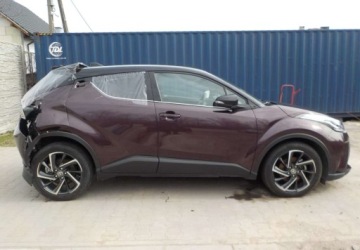 Toyota C-HR I Crossover Facelifting 1.8 Hybrid 122KM 2023 Toyota C-HR Okazja 1.8 Hybryda 122KM, zdjęcie 14