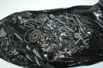 ВИНТЫ ДВИГАТЕЛЯ SUZUKI GSX-R 750 01-03 K2