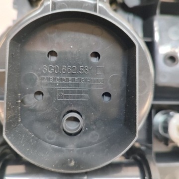 Volkswagen PASSAT B8 2017 Uchwyt na kubek deski rozdzielczej