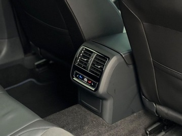 Volkswagen Arteon Shooting Brake R 2.0 TSI 320KM 2022 Volkswagen Arteon R Shooting Brake 4Motion 2.0 TSI 319 KM DSG FV23 2.0, zdjęcie 20