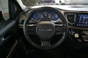 Chrysler Pacifica II 3.6 V6 291KM 2019 Chrysler Pacifica 3.6L V6 Pentastar 291KM StowN Go WersjaSKameraMonitoryMe, zdjęcie 18