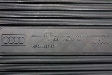 Комплект резиновых ковриков Audi A6 C5 4B0061511B Новый оригинал