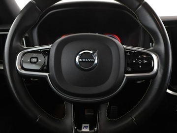 Volvo V60 II  2020 Volvo V60 PHEV 4x4 skóra/alcantara full LED, zdjęcie 20