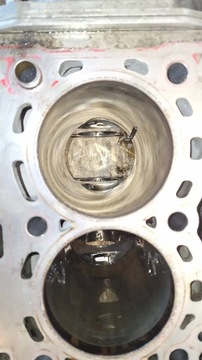 BLOK MOTORU SPODEK 851398205 BMW 2 3 F10 F30 F31 F34 F45 F46 2.0 D B47D20A