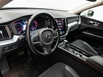 Volvo XC60 II Crossover D4 190KM 2019 VOLVO XC60 D4 Momentum Pro Suv 2.0 (190KM) 2019, zdjęcie 7