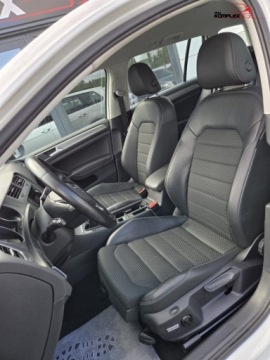 Volkswagen Golf VII Variant 1.2 TSI BlueMotion Technology 105KM 2014 Volkswagen Golf 1.2 Benzyna 105KM Klimatyzacja Navi Masaze Zadbany 1.2, zdjęcie 8