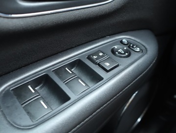 Honda HR-V II SUV 1.6 i-DTEC 120KM 2016 Honda HR-V 1.6 i-DTEC, Salon Polska, zdjęcie 12