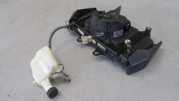 KTM Duke 125 16r xy радиатор обтекателя бачка