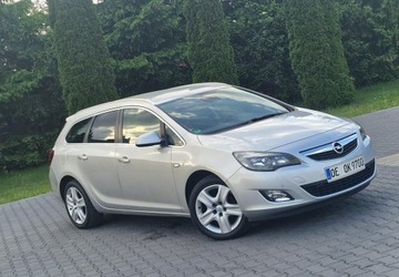 Opel Astra J Sports Tourer 1.4 Turbo ECOTEC 140KM 2011 Opel Astra Opel Astra IV 1.4 T Cosmo, zdjęcie 5