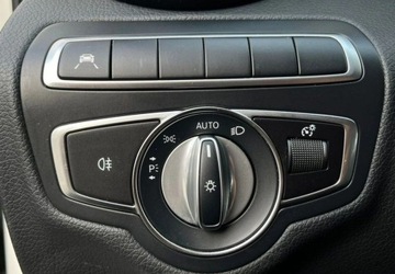 Mercedes Klasa C W205 2020 Mercedes-Benz Klasa C Avantgarde Plug-In Automat Navi Kamera Tempomat, zdjęcie 26