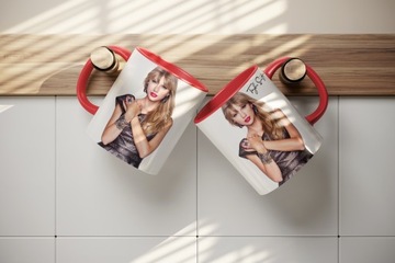 КРУЖКА TAYLOR SWIFT 330 МЛ ПОДАРОЧНЫЙ КОНЦЕРТНЫЙ ДИЗАЙН ЦВЕТА ДЛЯ КОФЕ, ЧАЯ