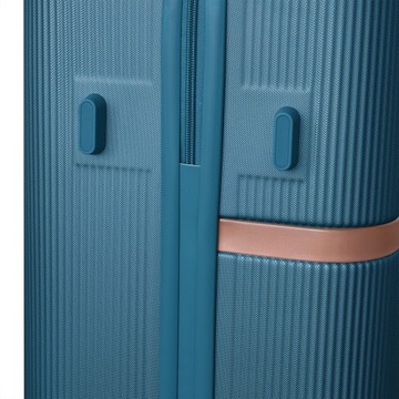 BETLEWSKI Stredný kufor na kolieskach kompaktný pohodlný elegantný