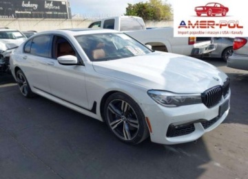 BMW Seria 7 G11-G12 2018 BMW Seria 7 740i 2018 3.0l 3.0 Benzyna 320KM