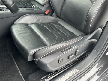 Volkswagen Arteon Fastback Facelifting 2.0 TDI 200KM 2022 Volkswagen Arteon 2.0 TDI 200KM R-Line DSG 4Motion, zdjęcie 13