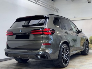 BMW X5 G05 SUV Facelifting 3.0 40d 352KM 2025 BMW X5 xDrive40d Individual Edition Suv 3.0 (352KM) 2025, zdjęcie 3