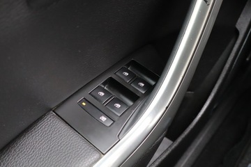 Opel Astra J Hatchback 5d 2.0 CDTI ECOTEC 160KM 2010 Opel Astra 2.0 CDTI, Klima, Klimatronic, Tempomat, zdjęcie 19