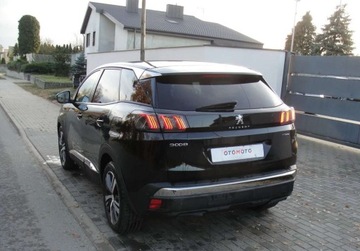 Peugeot 3008 II Plug-In Hybrid Facelifting 1.6 HYBRID 225KM 2022 Peugeot 3008 Plugin-in 1.6 Hybryda Plug-in 225KM, zdjęcie 1