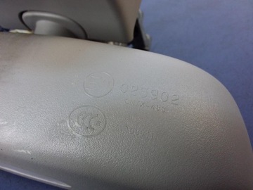 MERCEDES S W221 ZRCÁTKO VNITŘNÍ 2218110007