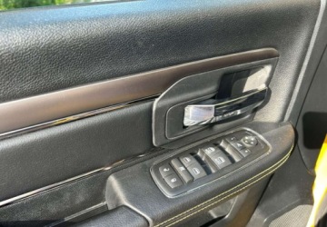 Dodge Ram IV 5.7 V8 390KM 2016 Dodge RAM Dodge RAM 5.7 4x4 5.7 Benzyna 390KM, zdjęcie 14