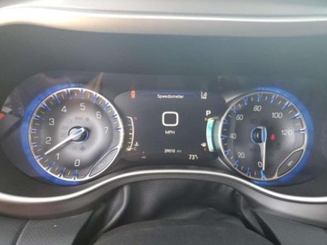 Chrysler Pacifica II 2022 Chrysler Pacifica 2022, 3.6L, TOURING L, po gradobiciu 3.6 Benzyna 287KM, zdjęcie 10