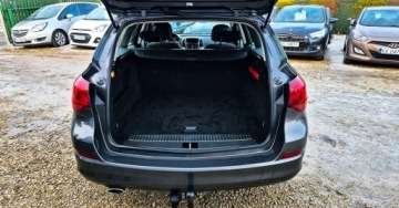 Opel Astra J Sports Tourer 1.4 Turbo ECOTEC 140KM 2011 Opel Astra BENZYNA AUTOMAT bogata wersja COSMO nawigacja okazja 1.4, zdjęcie 34