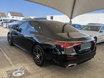 Mercedes Klasa E W214 Sedan 2.0 220d 197KM 2026 E Klasa 220 d 4-Matic AMG 2.0 197KM, zdjęcie 2