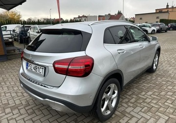 Mercedes GLA I Off-Roader Facelifting 1.6 180 122KM 2018 Mercedes-Benz GLA 1,6 Benzyna 122 KM Automat GWARANCJA Zamiana Zarejestrow, zdjęcie 2