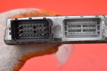 КОНТРОЛЛЕР СУГ 67R-013787 SKODA FABIA 2 II 1.4 16V 08R