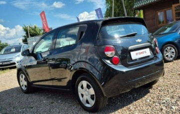 Chevrolet Aveo T300 Hatchback 5d 1.2 70KM 2013 Chevrolet Aveo Chevrolet Aveo 1.2 Benzyna 70KM, zdjęcie 1