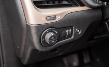Jeep Cherokee V 2015 Jeep Cherokee 2.2CRD 200KM 4x4 Skora Navi Camera Xenon Alu Full Gwarancji, zdjęcie 17