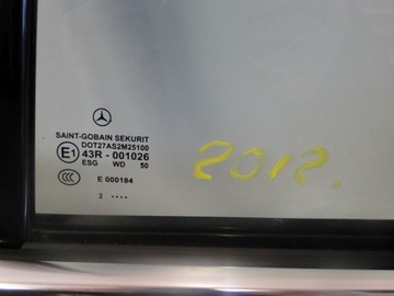 MERCEDES CLS 218 SKLO (OKNO) LEVÝ PRAVÁ TROJŮHELNÁ 2012
