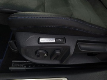 Volkswagen Arteon Shooting Brake R 2.0 TSI 320KM 2022 Volkswagen Arteon Shooting Brake R 4Mot. serwis ASO 2.0TSI 320KM pakiety S, zdjęcie 17