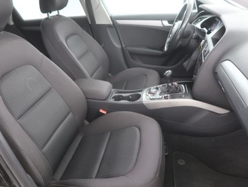 Audi A4 B8 2009 Audi A4 2.0 TDI, Navi, Xenon, Klima, Klimatronic, zdjęcie 8