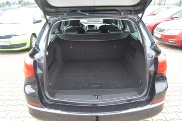 Opel Astra J Sports Tourer Facelifting 1.4 Turbo ECOTEC 140KM 2014 Opel Astra z Niemiec ,Opłacona, zdjęcie 11