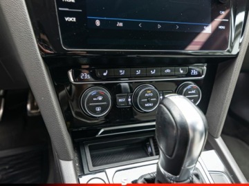 Volkswagen Arteon Fastback 2.0 TDI 150KM 2018 VOLKSWAGEN Arteon 2.0 TDI Elegance DSG Sedan 150KM 2018, zdjęcie 18