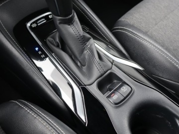 Toyota Corolla XII 2021 Toyota Corolla 2.0 Hybrid, Salon Polska, zdjęcie 12