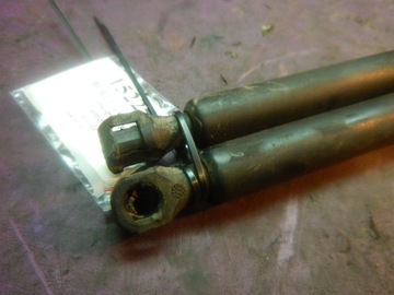 PARTNER I 96-02 TLUMIČE KRYT VZPĚRY/TLAKOVAČE KOMPLET