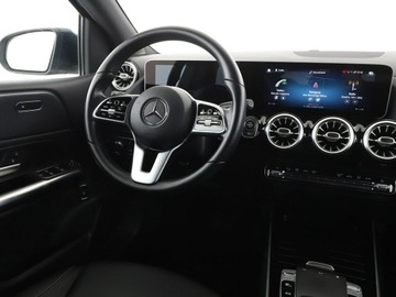 Mercedes Klasa B W247 Sports Tourer 1.3 B180  136KM 2019 Mercedes B 180 Progressive automat skóra navi, zdjęcie 15