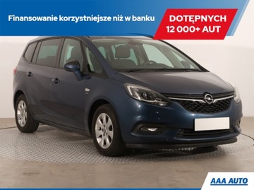 Opel Zafira C Tourer Facelifting 1.6 CDTI 134KM 2017 Opel Zafira 1.6 CDTI, Serwis ASO, VAT 23%, Navi