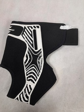 СТАБИЛИЗАТОР ADIDAS ZERO TECHFIT SPEEDWRAP M ЛЕВЫЙ