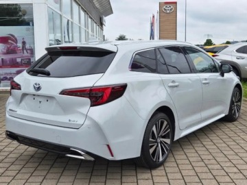 Toyota Corolla XII TS Kombi Facelifting 1.8 Hybrid 140KM 2026 Od ręki - Style 1.8 Hybrid 140KM | Podgrzewane fotele!, zdjęcie 1