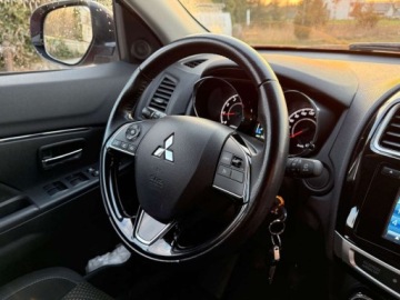 Mitsubishi ASX I SUV Facelifting 2015 1.6 117KM 2016 Mitsubishi ASX Sliczny ASX 1.6 benzyna 117tys km grzany fotel Parktronik, zdjęcie 24