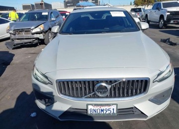 Volvo S60 III 2019 Volvo S60 2019r., Hybrid T8 Inscription, 2L, od ubezpieczalni 2.0 Hybryda, zdjęcie 2