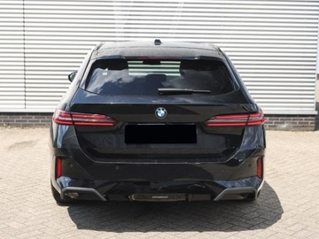 BMW Seria 5 G90-91 Touring 2.0 520d 197KM 2025 BMW Seria 5 Touring 520d xDrive Sport Combi 2.0 (197KM) 2025, zdjęcie 3