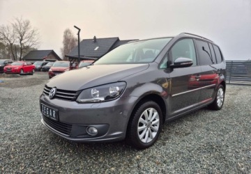 Volkswagen Touran II 2.0 TDI 170KM 2011 Volkswagen Touran 2,0 170KM Automat DSG Highline Navi Kamera PDC 2.0 Diesel, zdjęcie 1