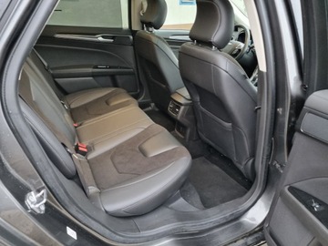 Ford Mondeo V Kombi Facelifting 2.0 Hybrid 187KM 2019 FORD MONDEO 2.0 Hybrid Titanium FULL LED Panorama Skóra Mały Przebieg, zdjęcie 17