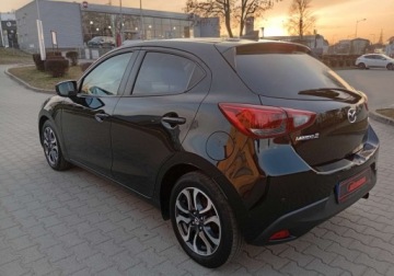 Mazda 2 III Hatchback 5d 1.5 SKY-G 90KM 2017 Mazda 2 Zarejestrowany - bezwypadkowy - 1,5 - 90 KM 1.5 Benzyna 90KM, zdjęcie 9