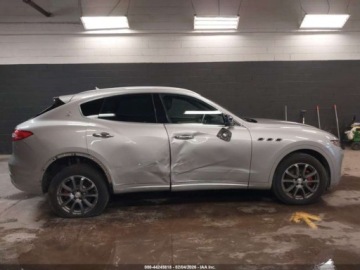 Maserati Levante 2017 Maserati Levante 2017. 3.0 Benzyna 345KM, zdjęcie 5